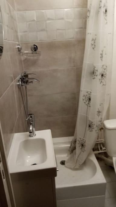 Jasmin 16eme Appartement Parijs